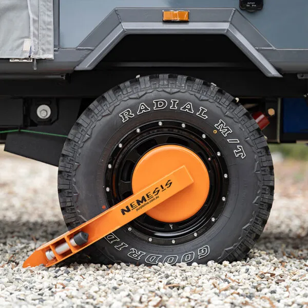 nemesis-wheel-clamp-gallery-4-600x600.webp