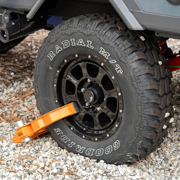 samurai-wheel-clamp-gallery-4-600x600.webp