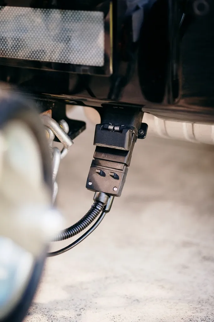 elecConnect Adapter 7-7 (1).webp